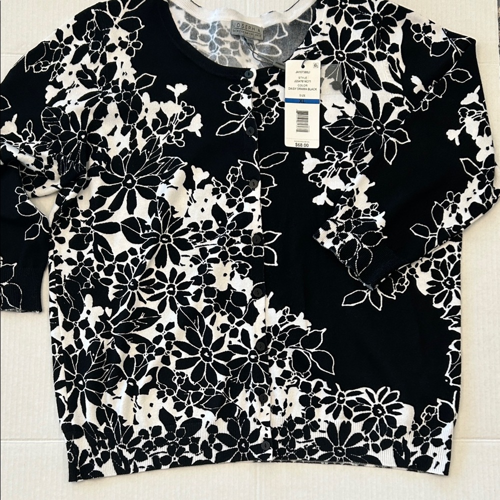 NWT Joseph A Black and White Floral cardigan 3/4 sleeve size XL